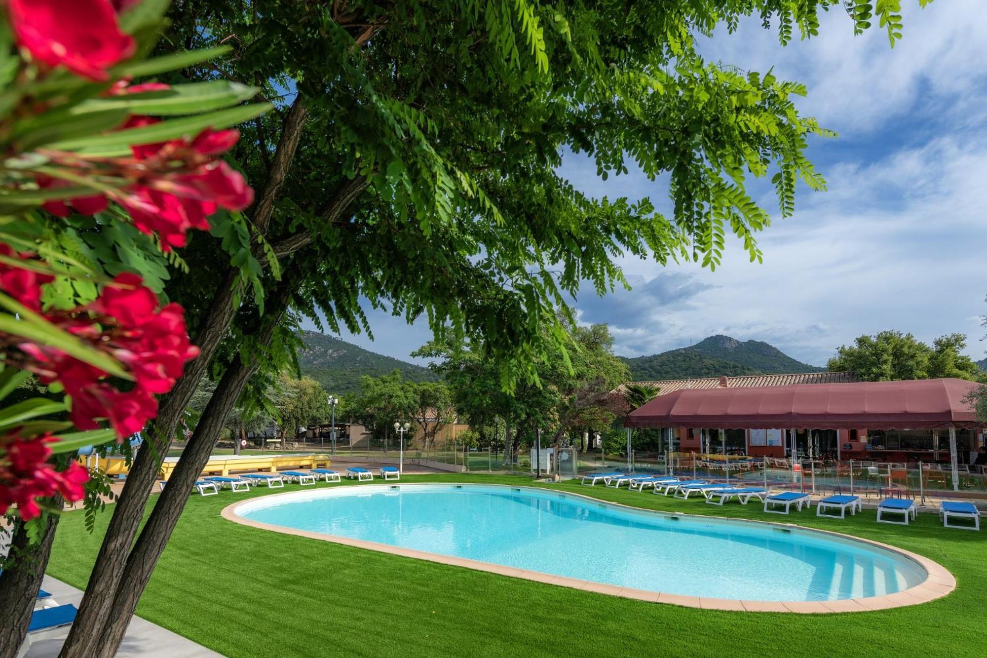 Camping Acqua E Sole Sainte-Lucie de Porto-Vecchio Dış mekan fotoğraf